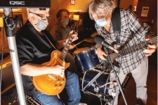 Gene Donaldson & The Stingrays UST!