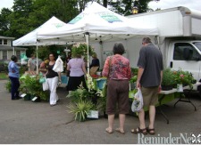 Farmers' Market Soon to Return to Windsor Center 
